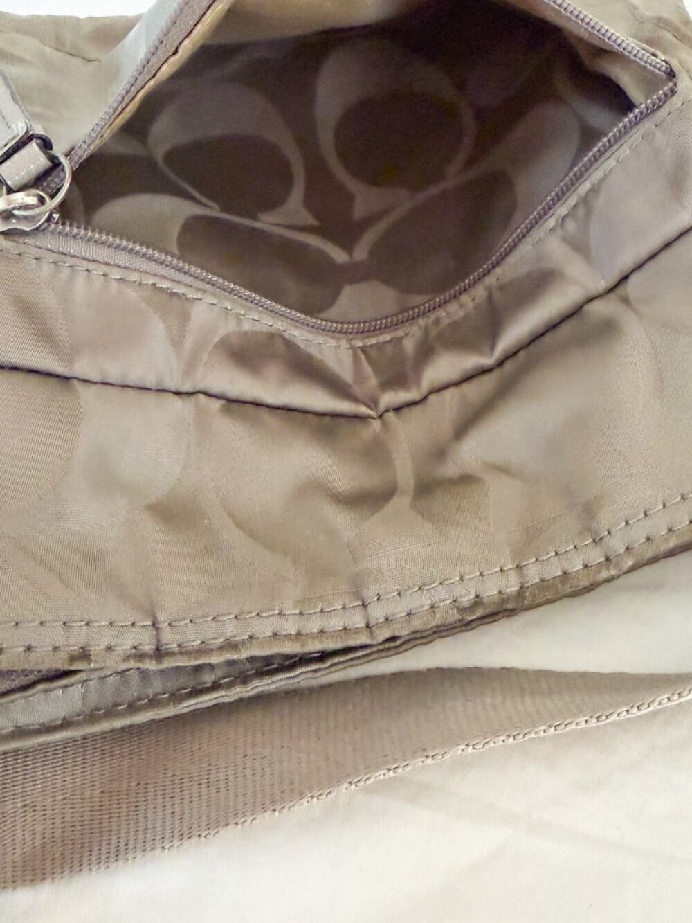 Coach Signature Nylon Crossbody Bag Gray Silver Zip Pocket Adjustable - Picture 8 of 8